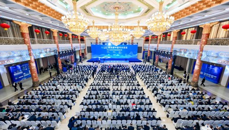 11月20日上午，第四届中国节水论坛在素有“泉城”美誉的山东济南胜利开幕。本届论坛由中国农工民主党中央委员会主办，大禹节水集团股份有限公司发起，中国农工民主党山东省委员会、山东省水利厅、山东省农业农村厅、大禹节水农水集团华北总公司承办，农业农村部智慧农业节水灌溉装备重点实验室等多家单位联合协办。