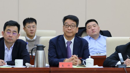 1月14日，集团党委书记王冲参加天津市十八届人大三次会议并在武清区代表团审议中发言